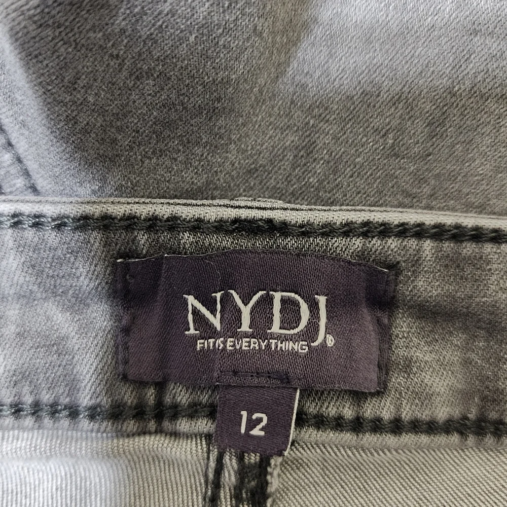 NYDJ size‎ 12 Lift Tuck Ami Skinny Jeans Ankle Length Gray Ash